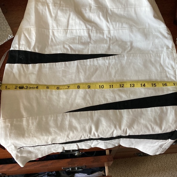 B. DARLIN strapless white and black dress size 3/4 - Picture 7 of 12